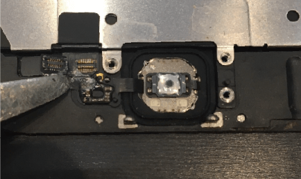 iPhone6ホームボタン交換2