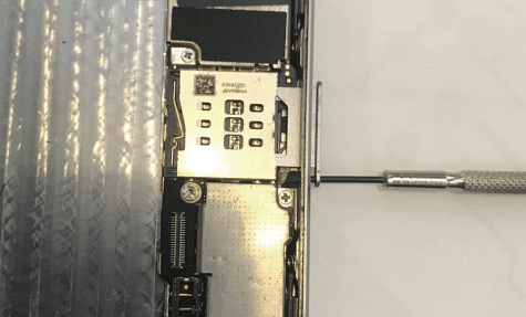 iPhone5Sロジックボード