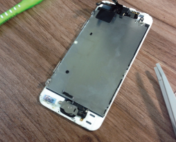 iphone5S　液晶画面修理致しました！スマレンジャー平野店