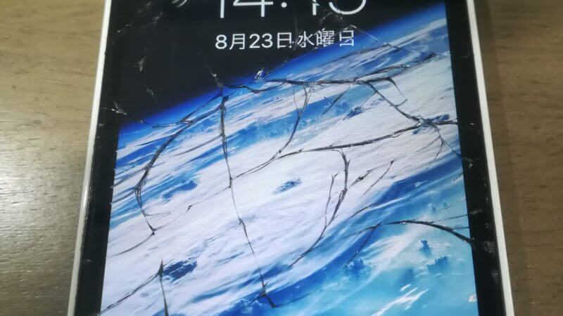 iPhone5cの液晶交換☆スマレンジャー梅田店