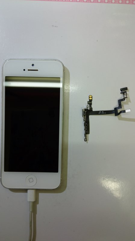 iPhone５電源ケーブルの交換をしました。: iPhone(アイフォン)修理戦隊！スマレンジャー【格安で即日対応】