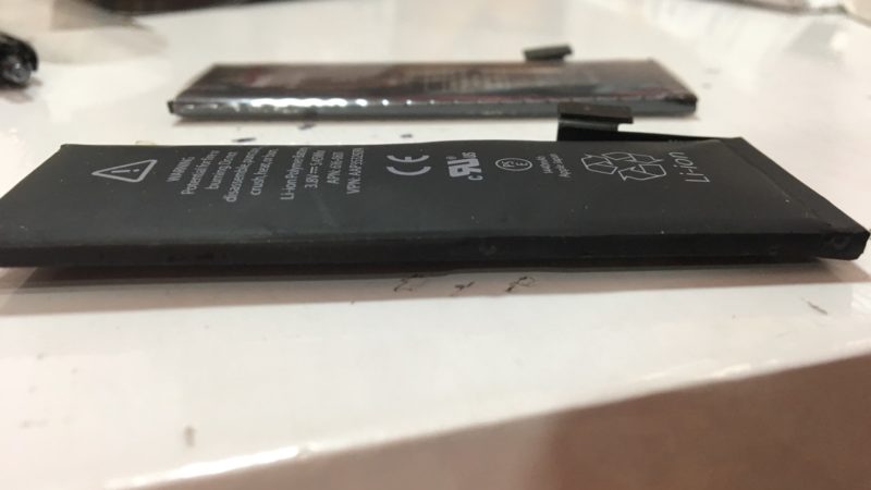 バッテリー膨張: iPhone(アイフォン)修理戦隊！スマレンジャー【格安で即日対応】